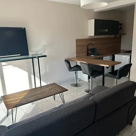 A Murza, Mini Duplex, 2 Chambres, Marana - A La Nuitee *