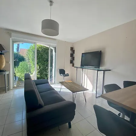 A Murza, Mini Duplex, 2 Chambres, Marana - A La Nuitee Semesterbostad