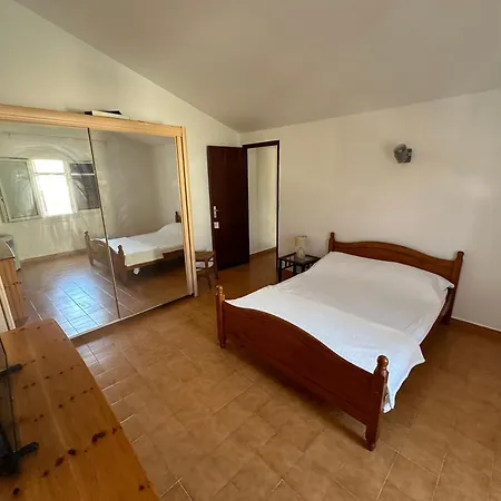 A Murza, Mini Duplex, 2 Chambres, Marana - A La Nuitee Semesterbostad *