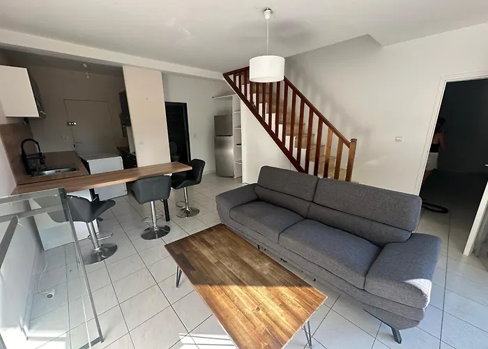 A Murza, Mini Duplex, 2 Chambres, Marana - A La Nuitee Holiday home *